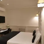 Hotel Domus Mea Roma