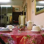 Hotel Domus Mea 3*