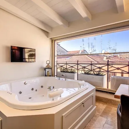 Hotell Domus Mea 3*