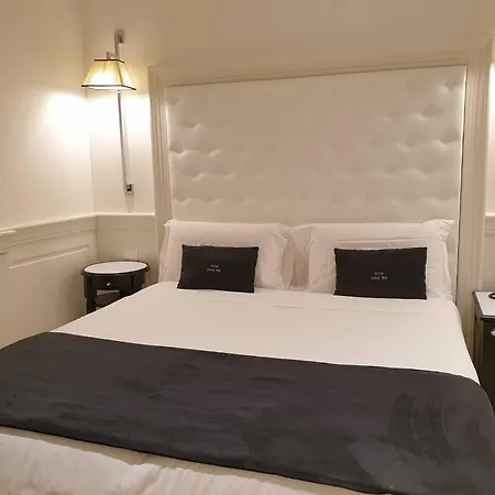 ホテル ドムス メア ローマ