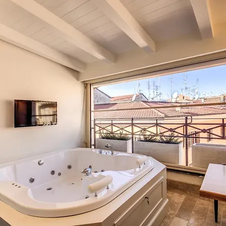 Domus Mea Hotell 3*