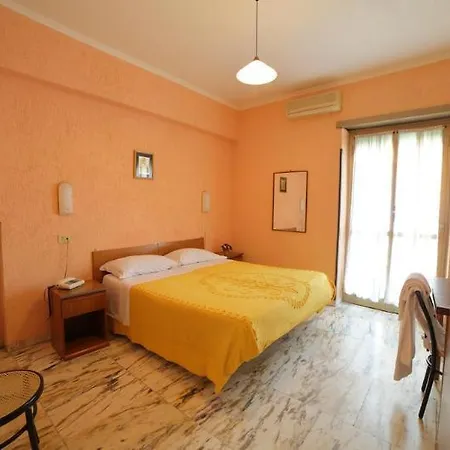 Domus Mea 3* Rome