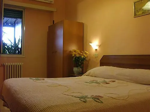 Domus Mea Hotel 3*