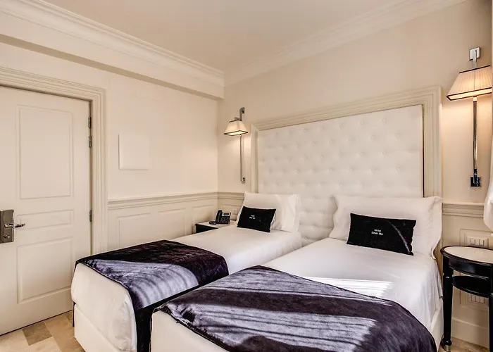Hotel Domus Mea Rome