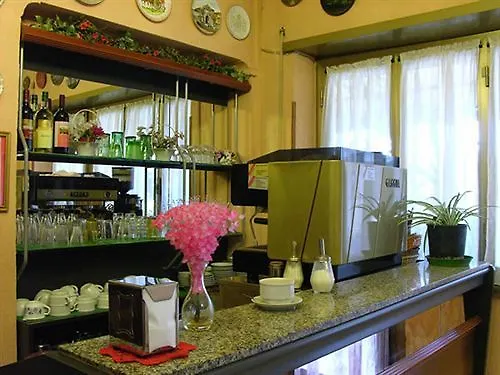 Domus Mea Отель Рим