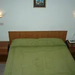 Hotel Domus Mea