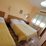 Hotel Domus Mea 3*