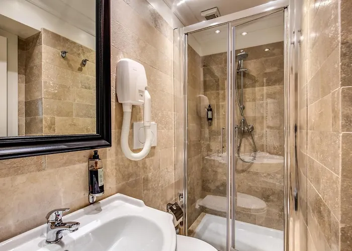 酒店 多姆斯米亚酒店